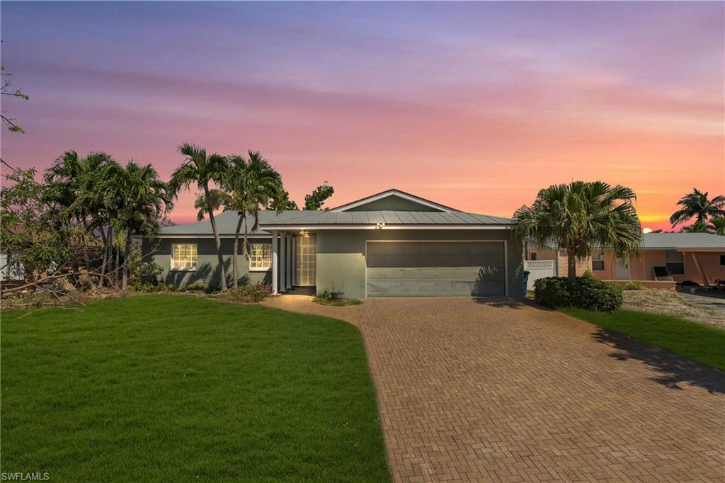 453 Washington CT