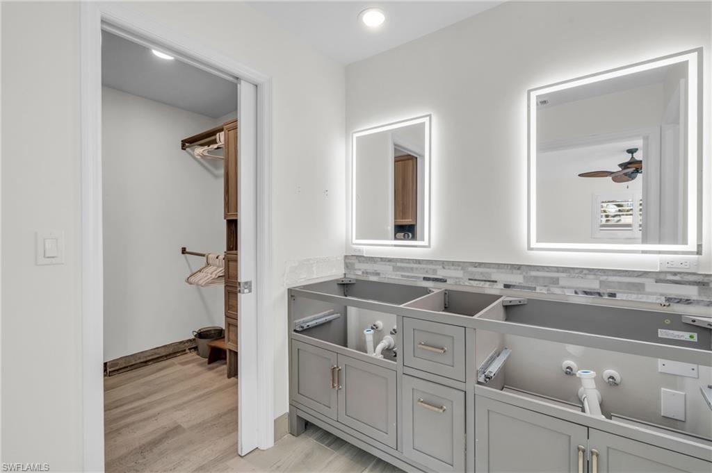 6 Sunview BLVD