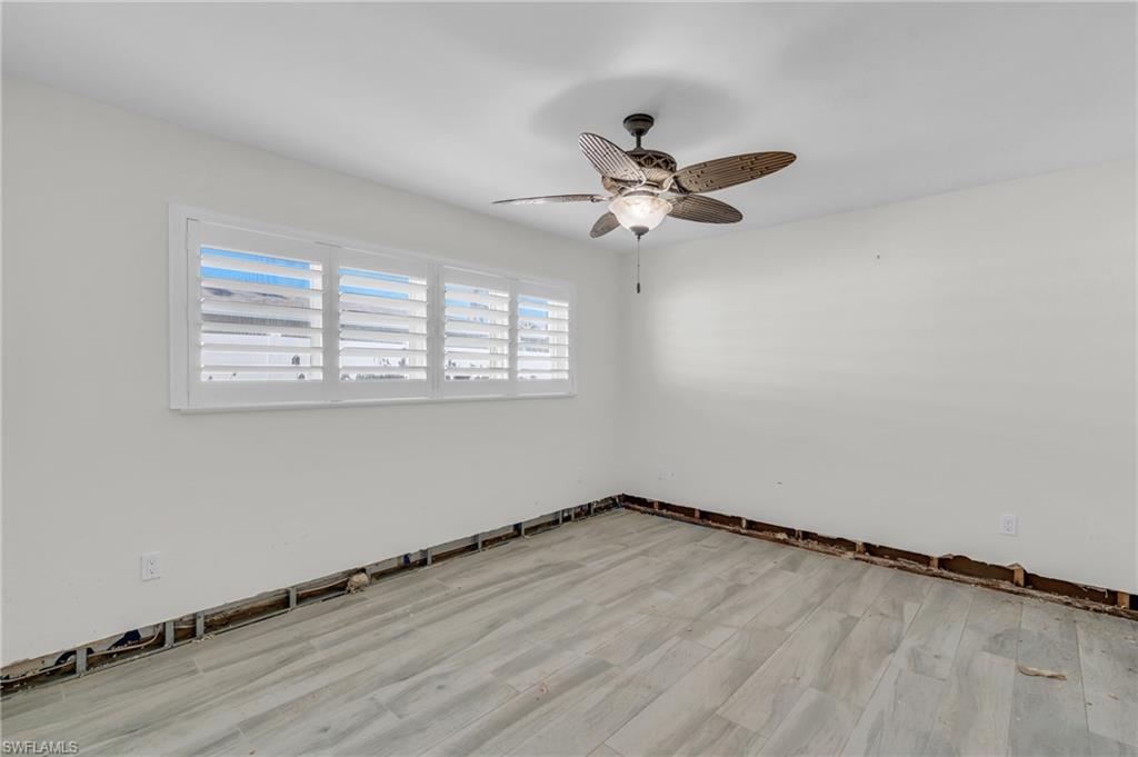6 Sunview BLVD