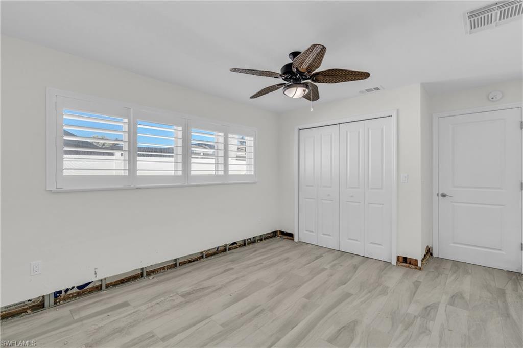 6 Sunview BLVD