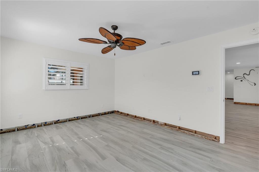 6 Sunview BLVD