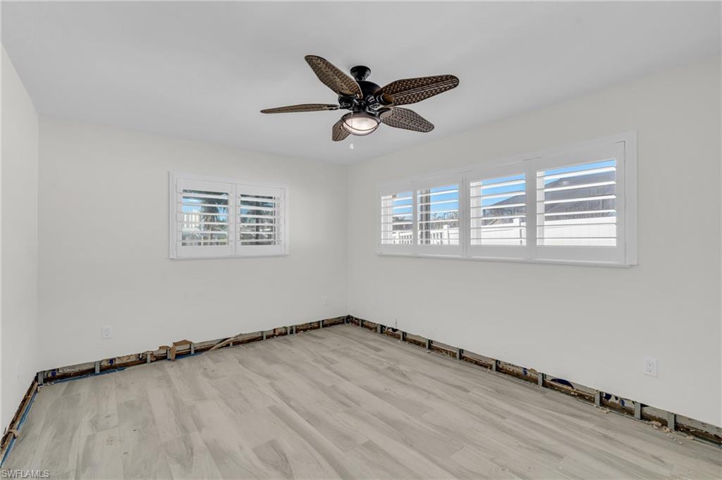 6 Sunview BLVD