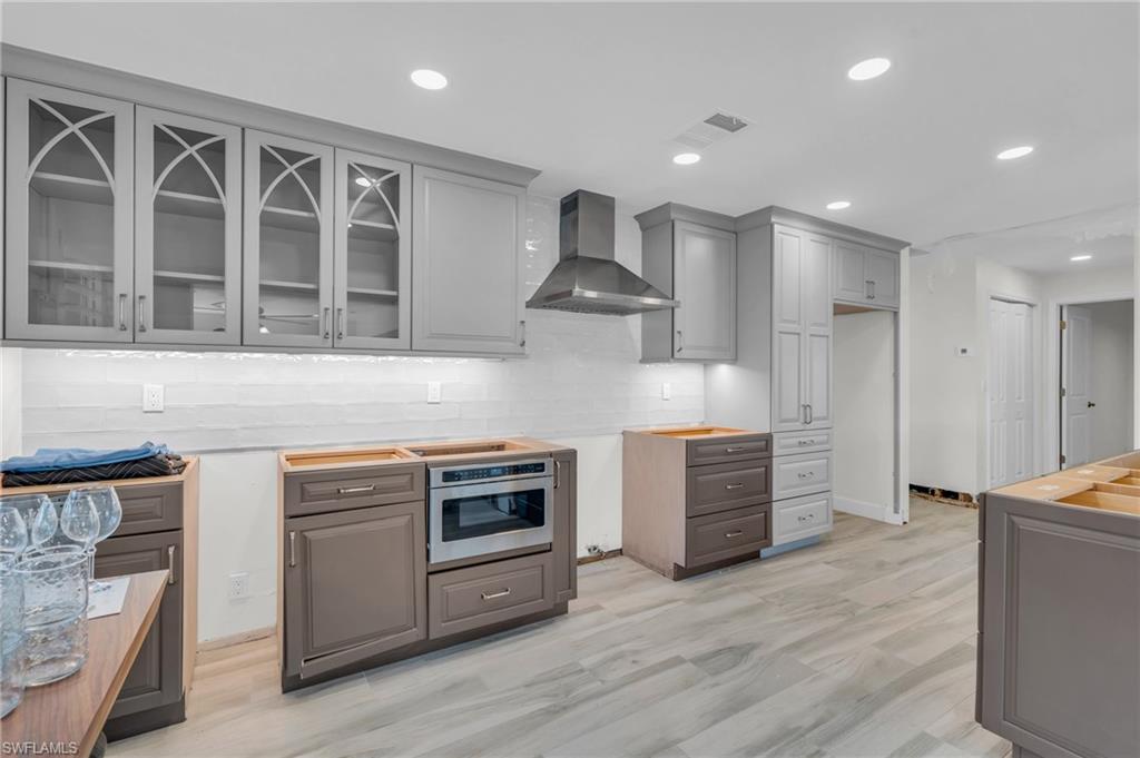 6 Sunview BLVD