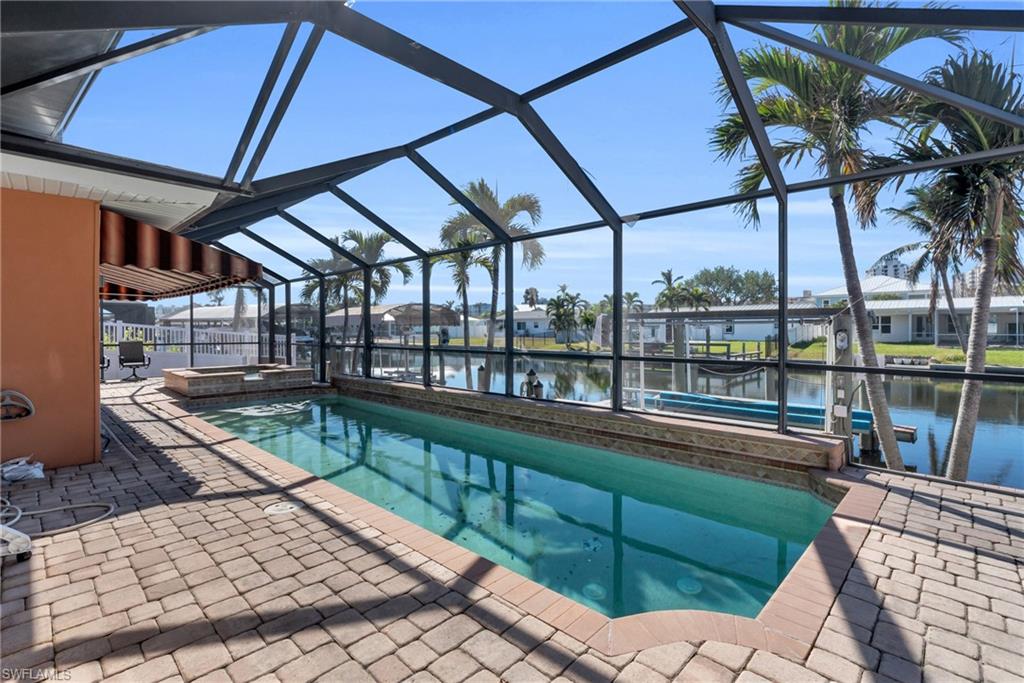 6 Sunview BLVD