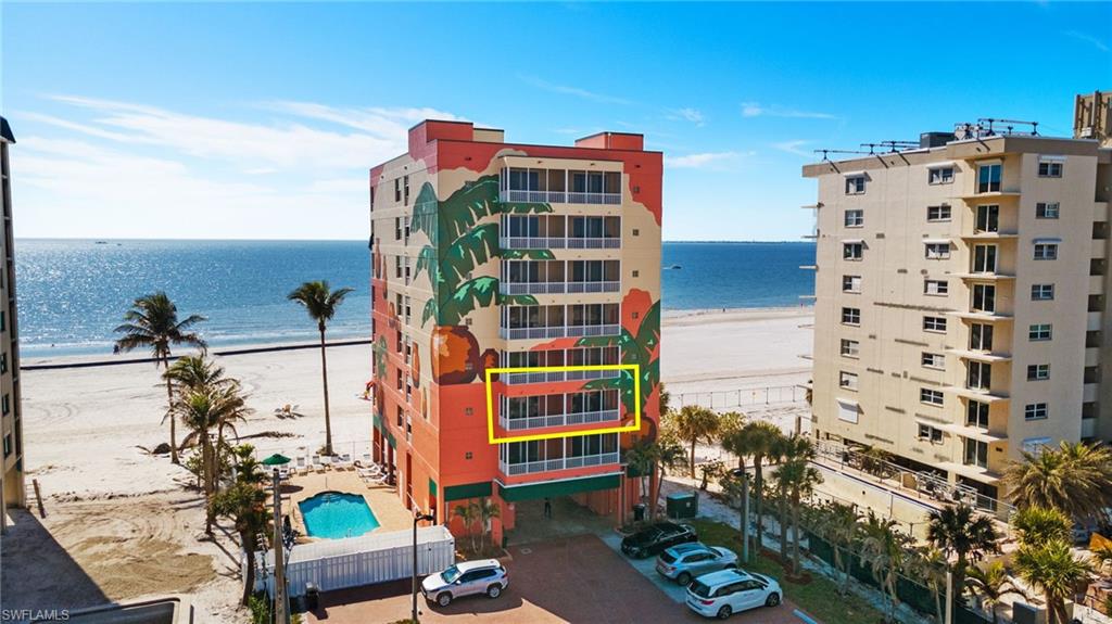 510 Estero BLVD # 303