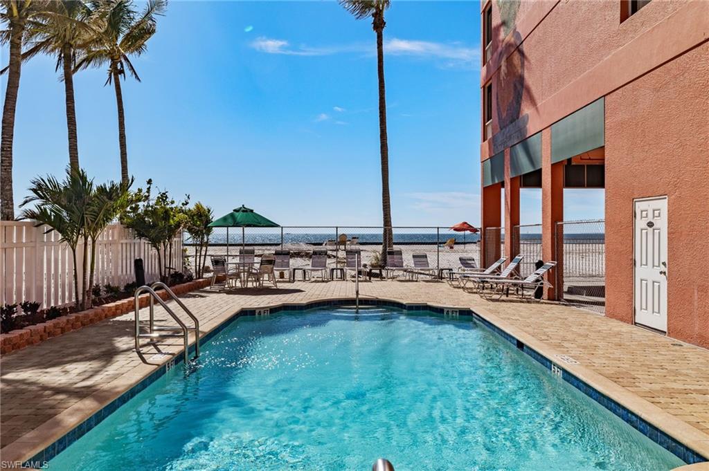 510 Estero BLVD # 303