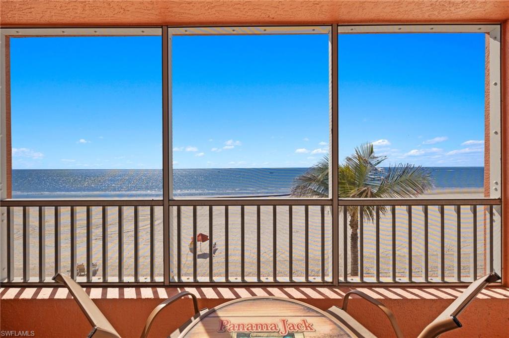 510 Estero BLVD # 303