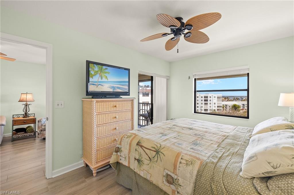 6893 Estero BLVD # 463