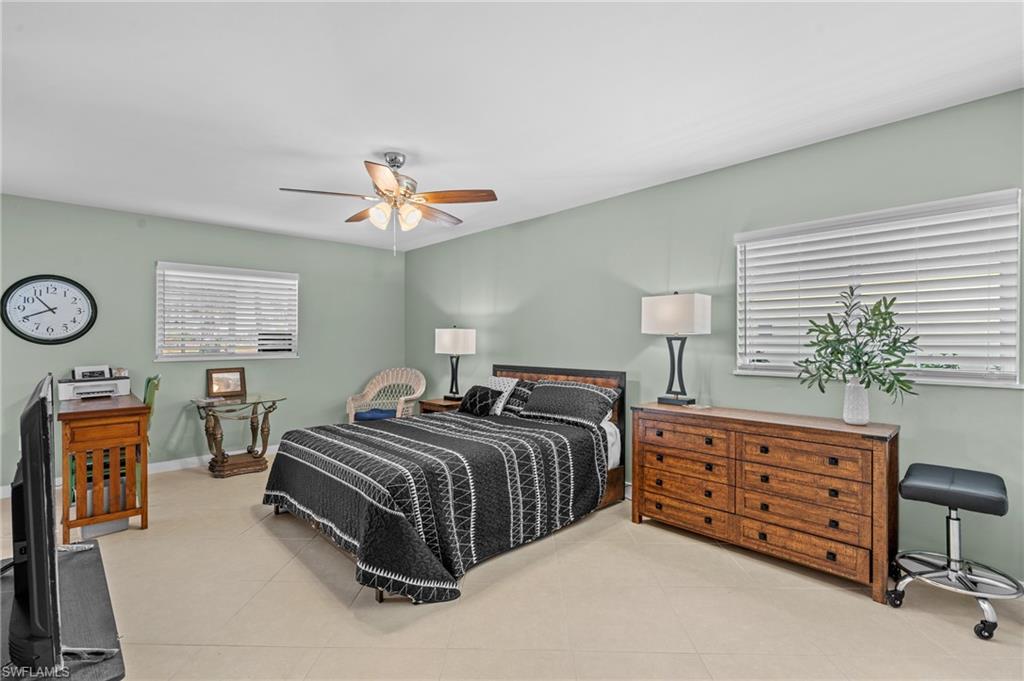 5229 Avenida Pescadora