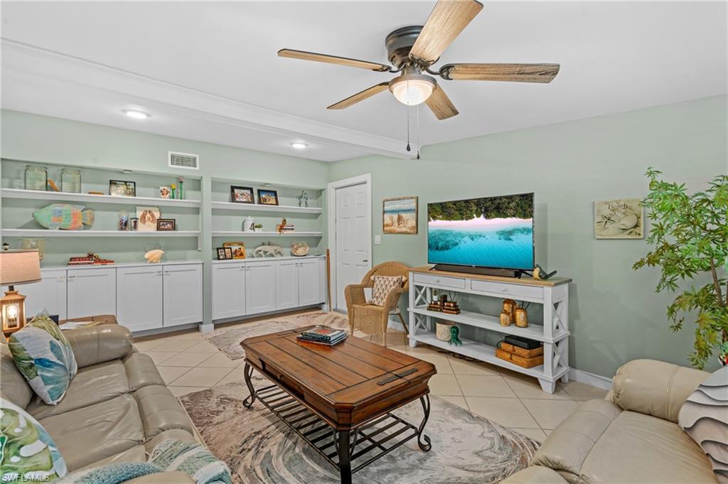 5229 Avenida Pescadora