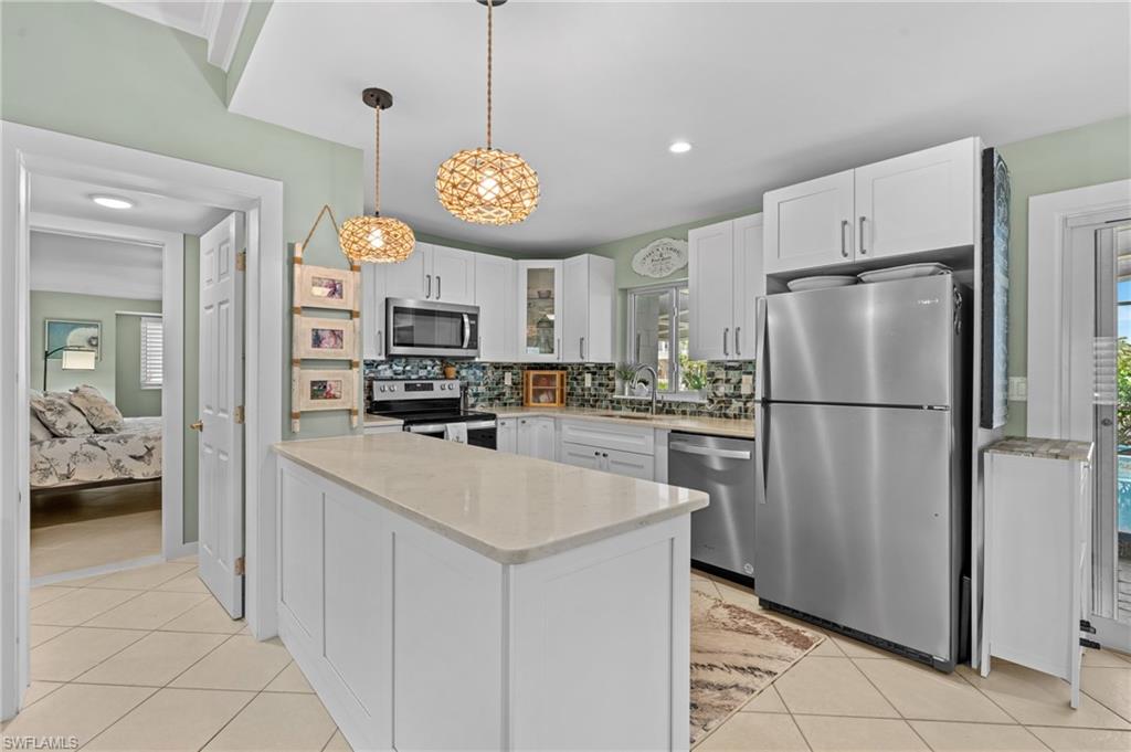 5229 Avenida Pescadora