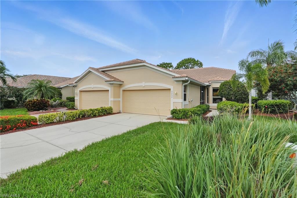 2232 Carnaby CT