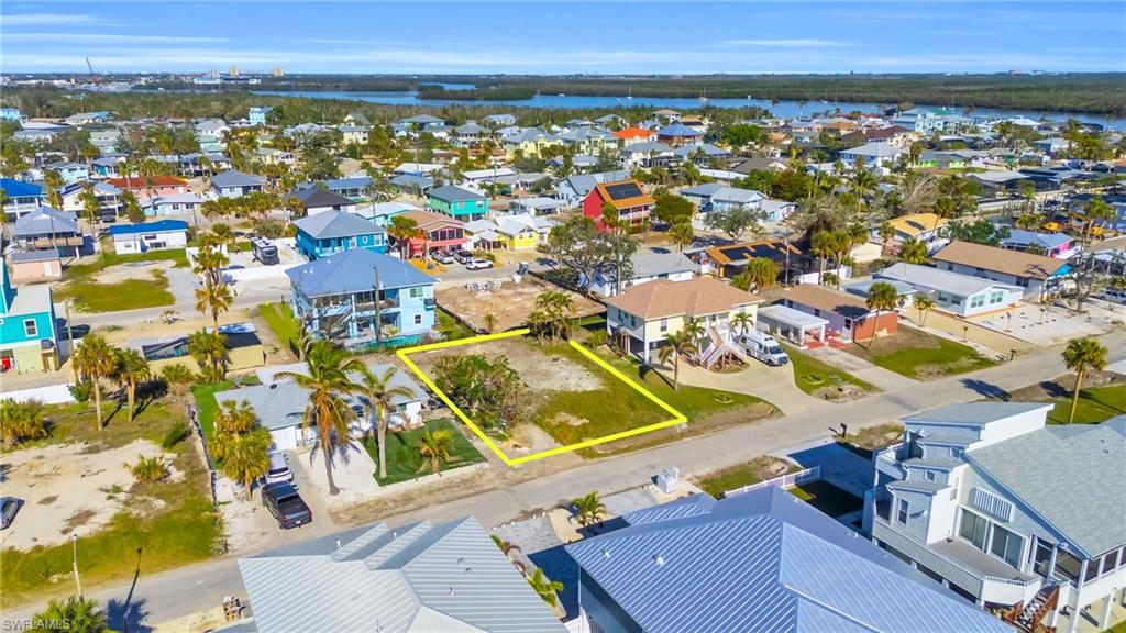 151 Mid Island DR