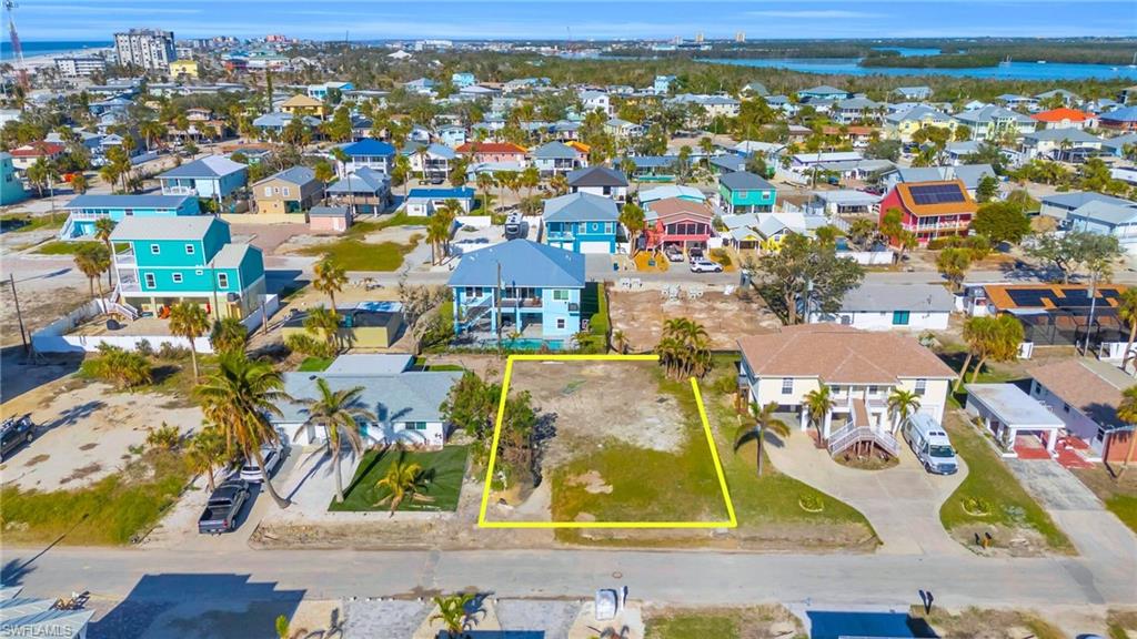 151 Mid Island DR