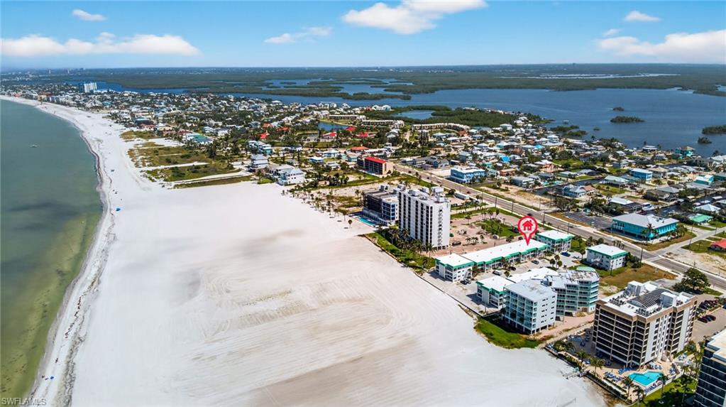 6500 Estero BLVD G204