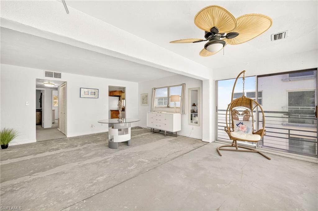 6500 Estero BLVD G204