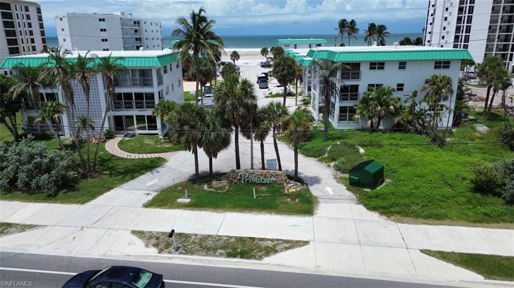 6500 Estero BLVD G204