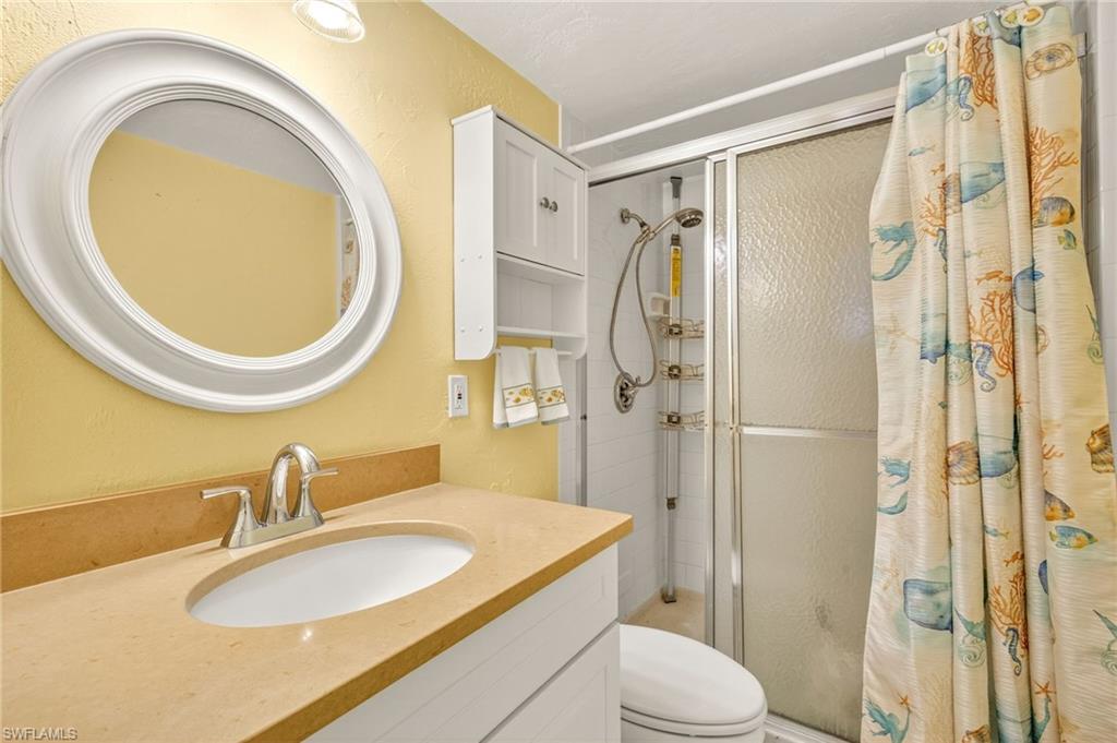 6500 Estero BLVD G204