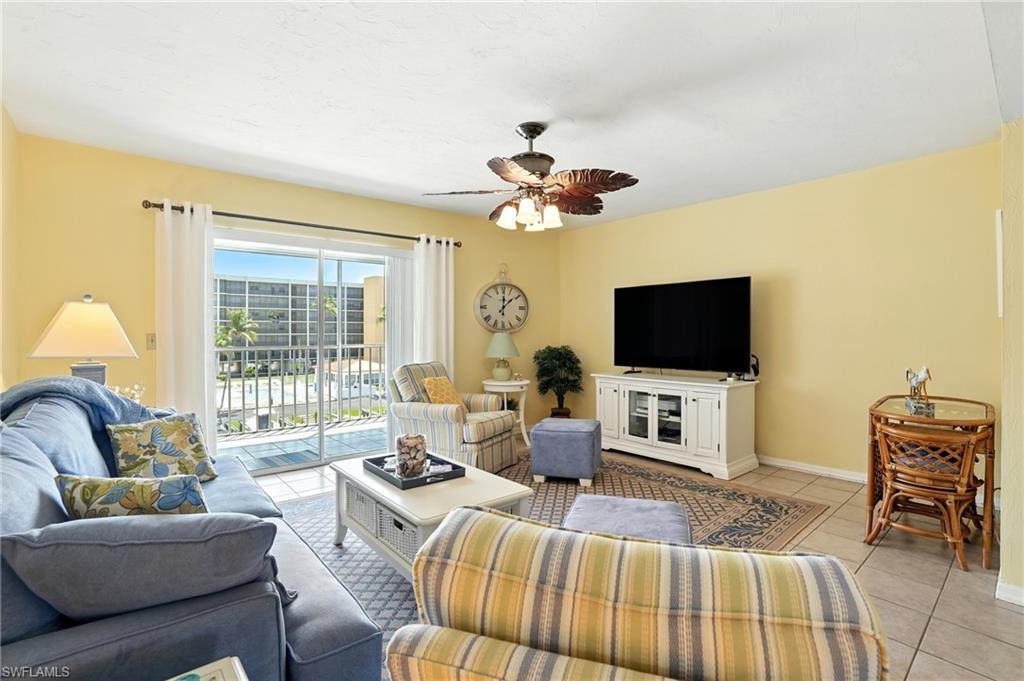 4521 Bay Beach LN # 325