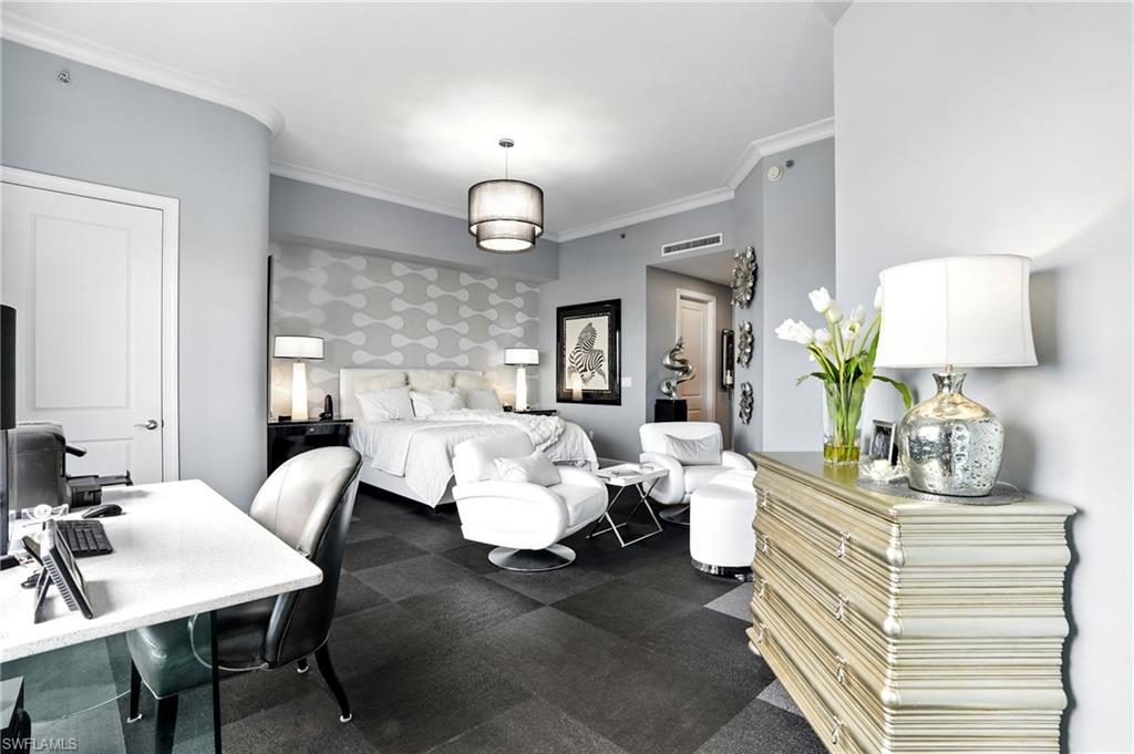 4192 Bay Beach LN PH3