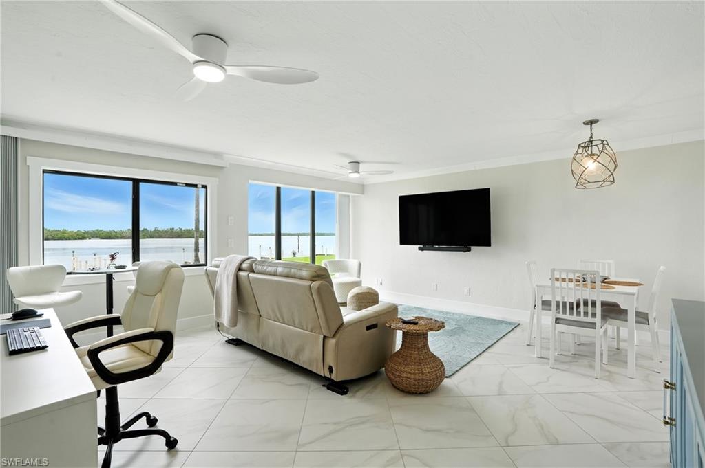 896 Buttonwood DR # 112