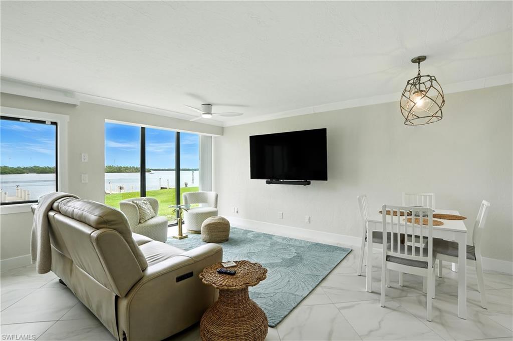 896 Buttonwood DR # 112