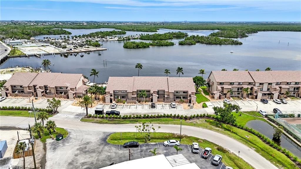 896 Buttonwood DR # 112