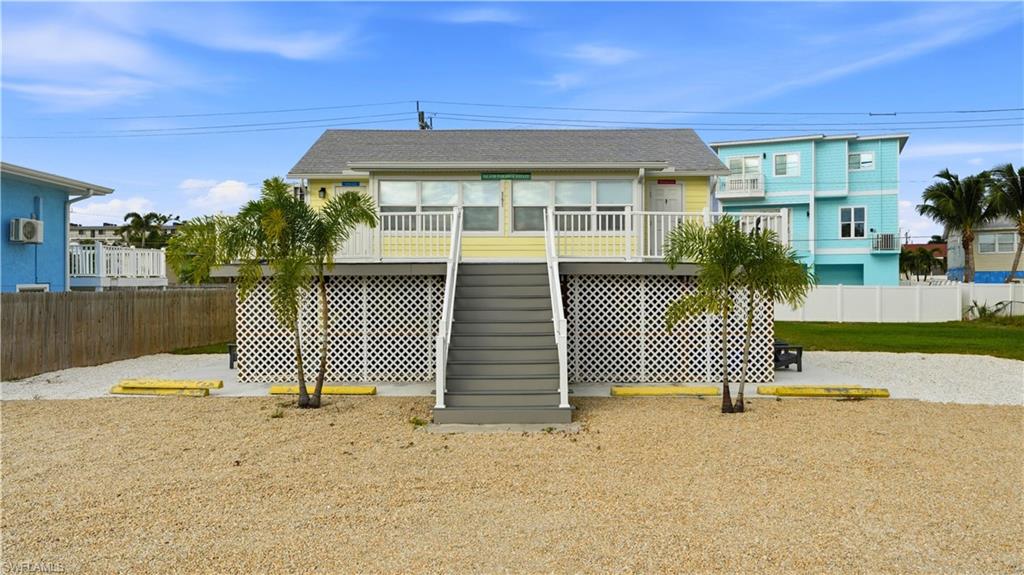 161 / 163 Mango ST