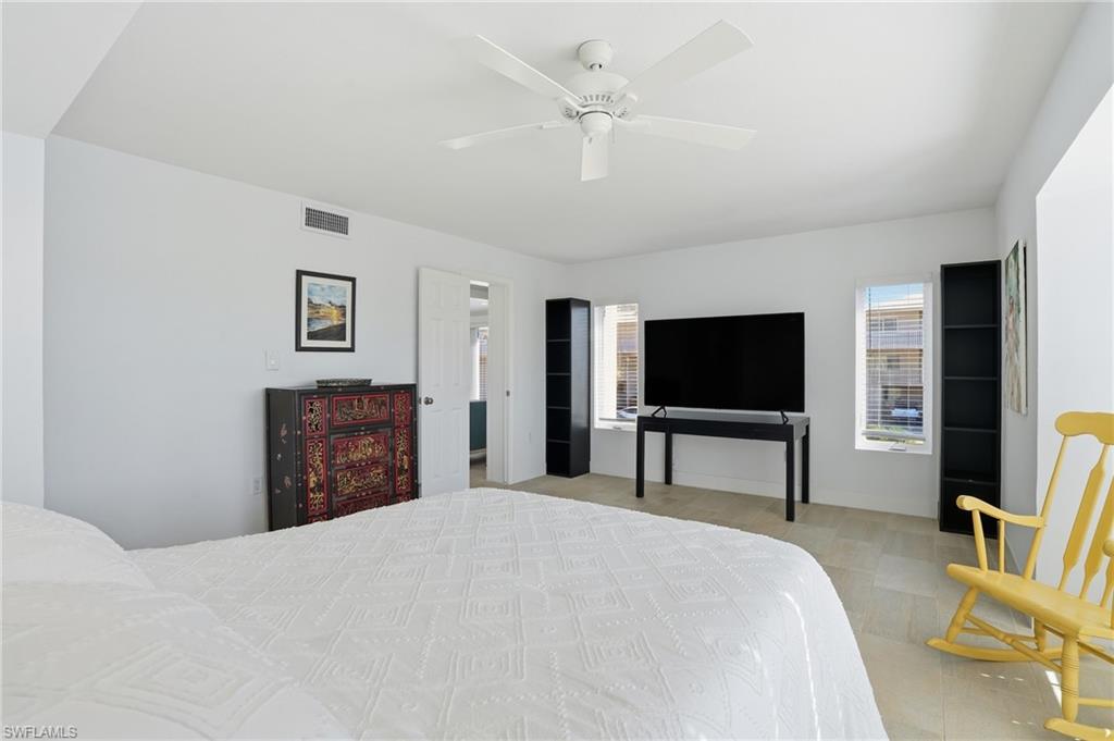 200 Periwinkle WAY 233