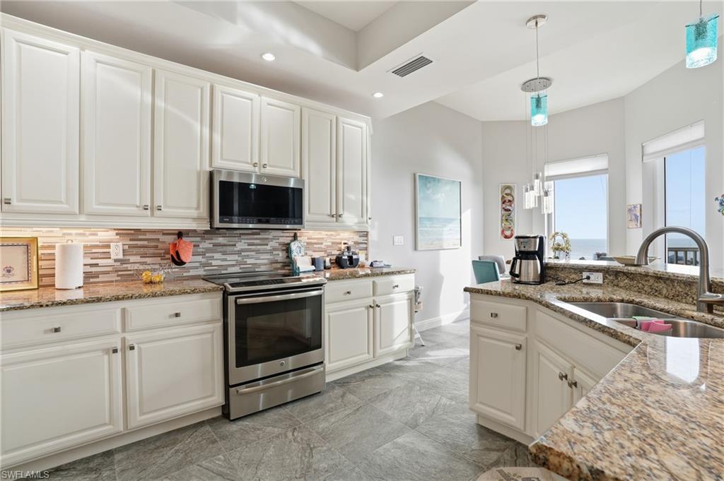 4182 Bay Beach LN # 7112