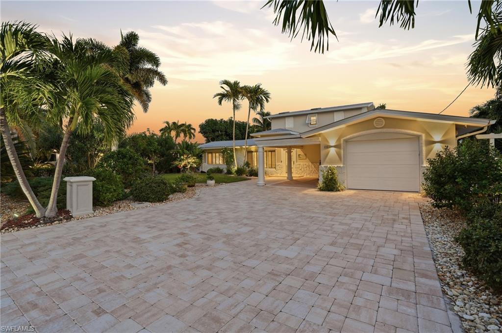490 Randy LN