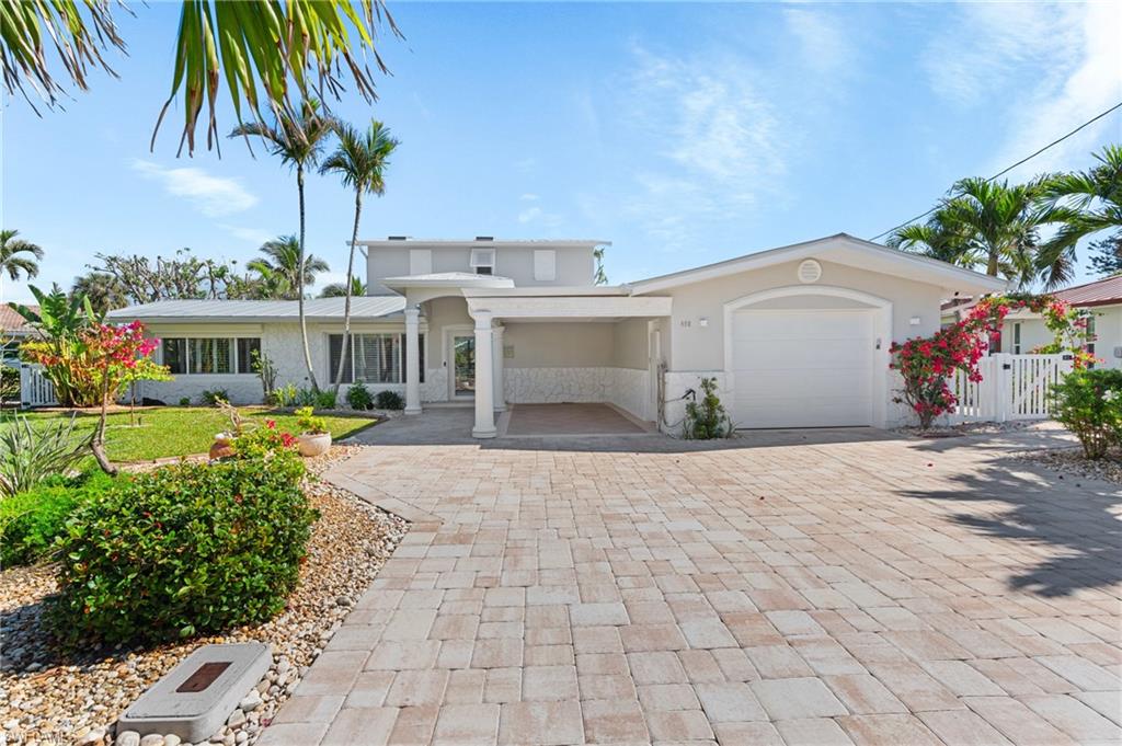 490 Randy LN