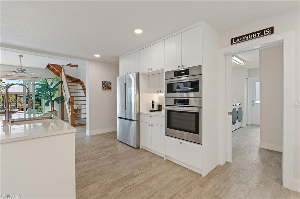 490 Randy LN