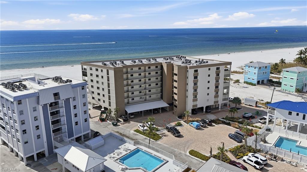 2532 Estero BLVD 102