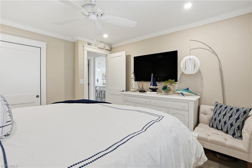 2532 Estero BLVD 102