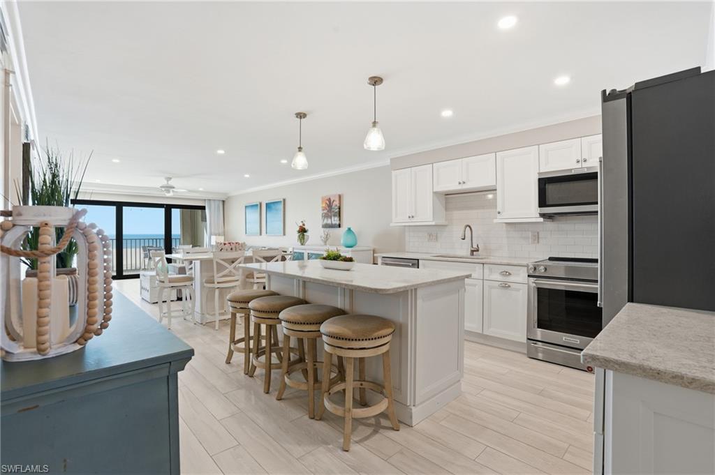 2532 Estero BLVD 102