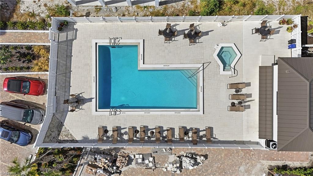 2532 Estero BLVD 102