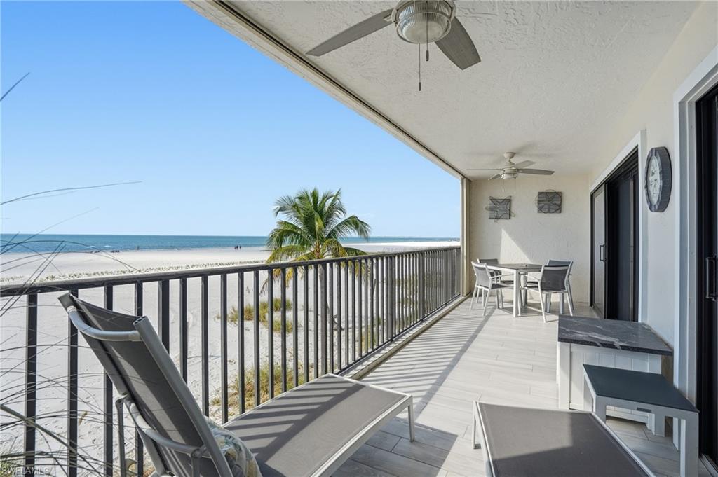 2532 Estero BLVD 102