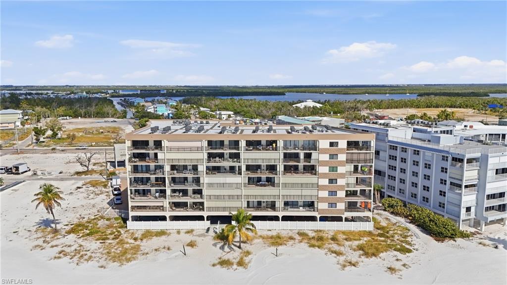 2532 Estero BLVD 102