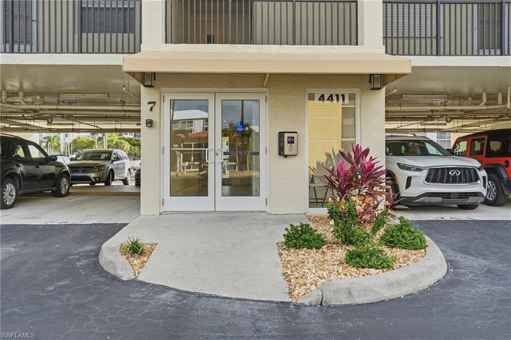 4411 Bay Beach LN # 762