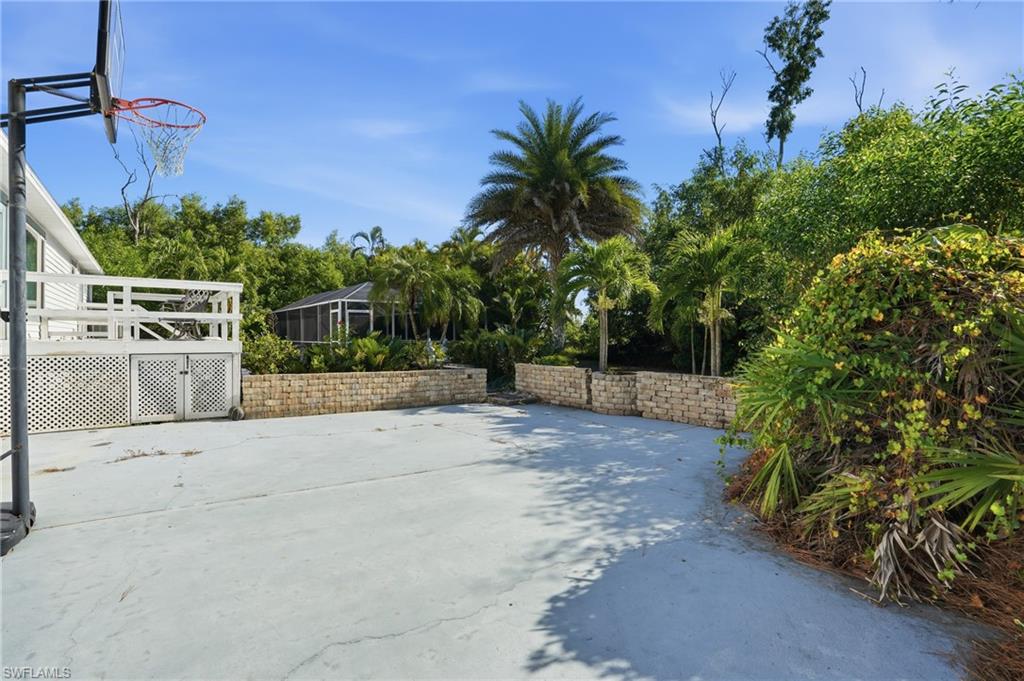 5561 Blyth CT