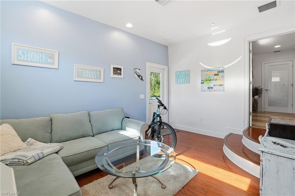 5561 Blyth CT