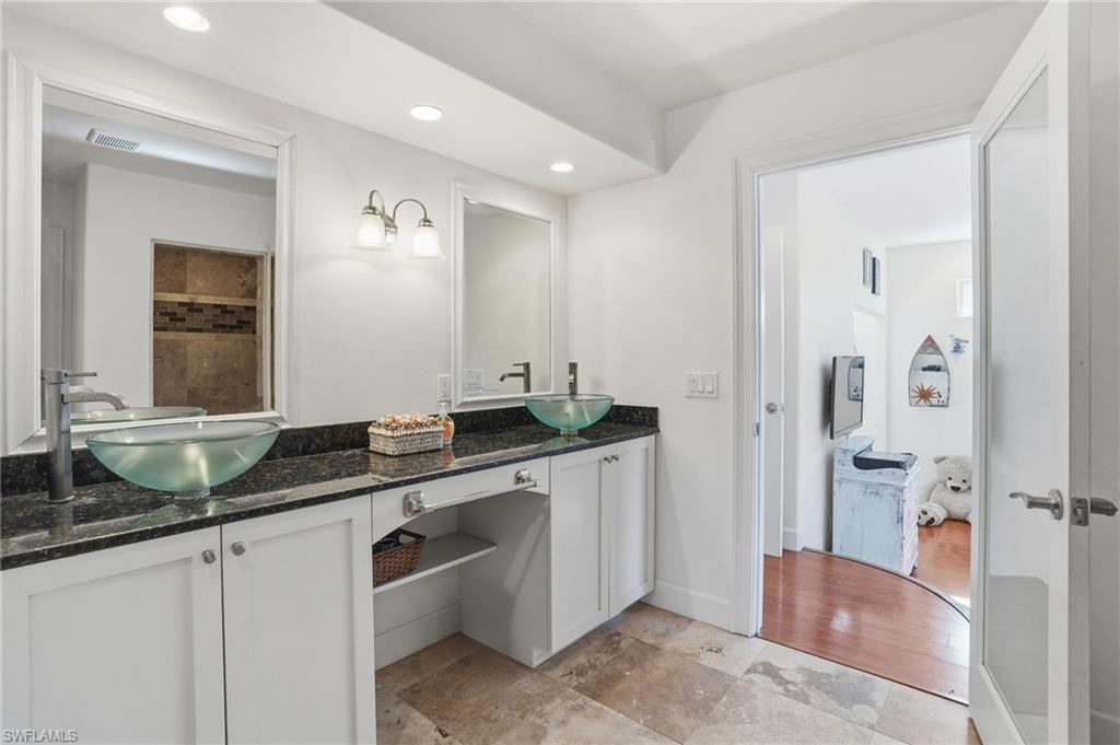 5561 Blyth CT