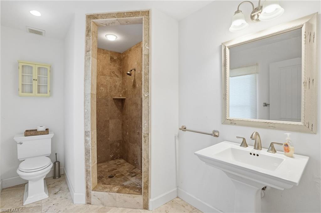 5561 Blyth CT
