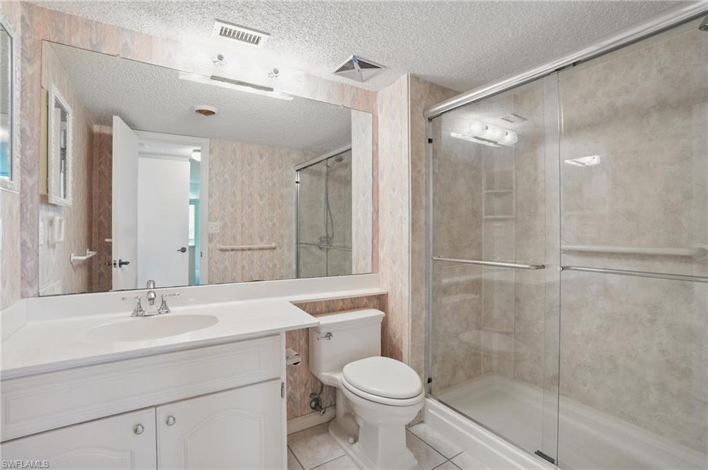 8401 Estero BLVD 204