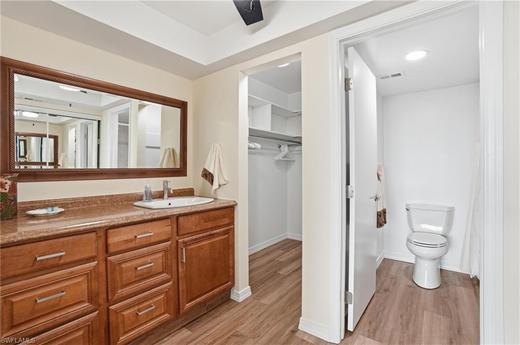 4265 Bay Beach LN # 926