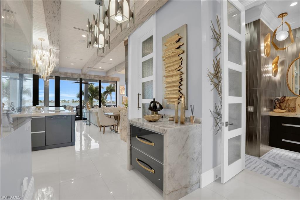 441 Estero BLVD
