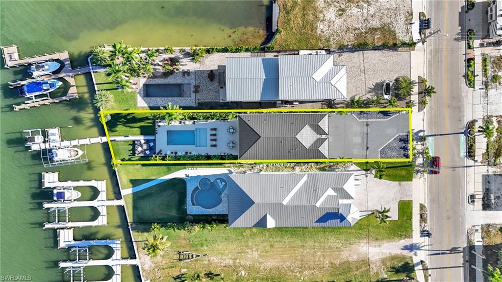 441 Estero BLVD