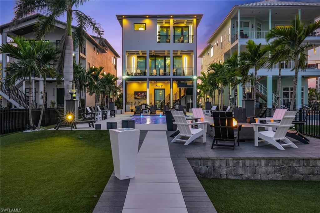 441 Estero BLVD