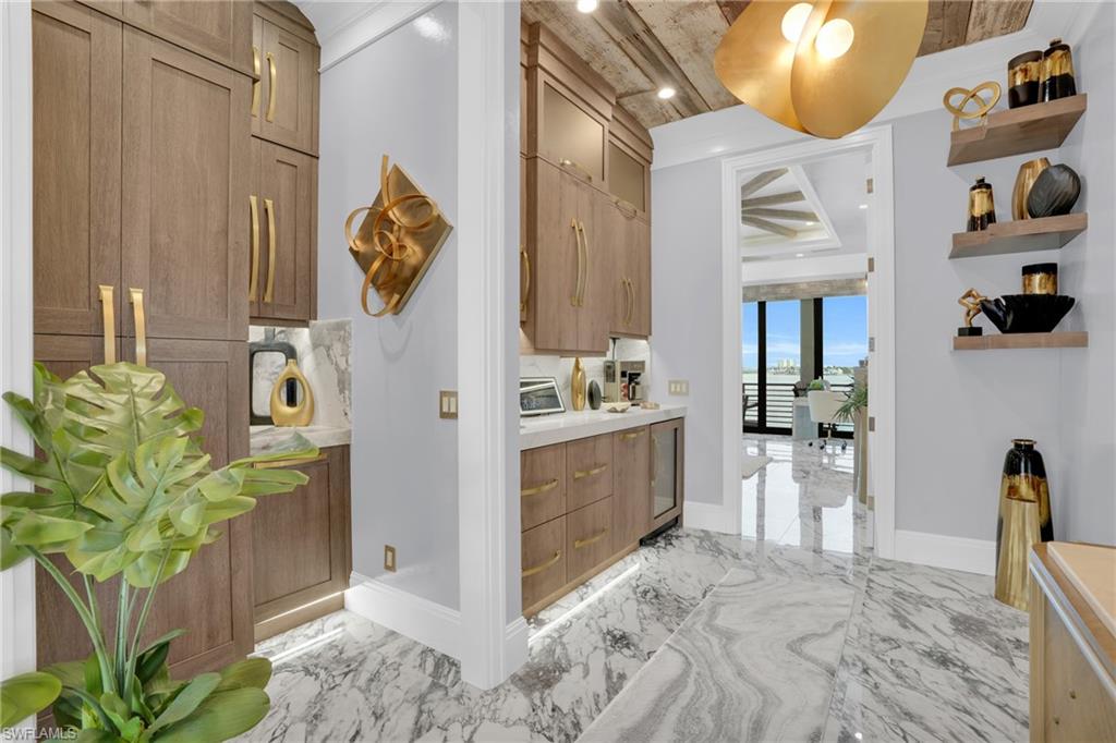 441 Estero BLVD